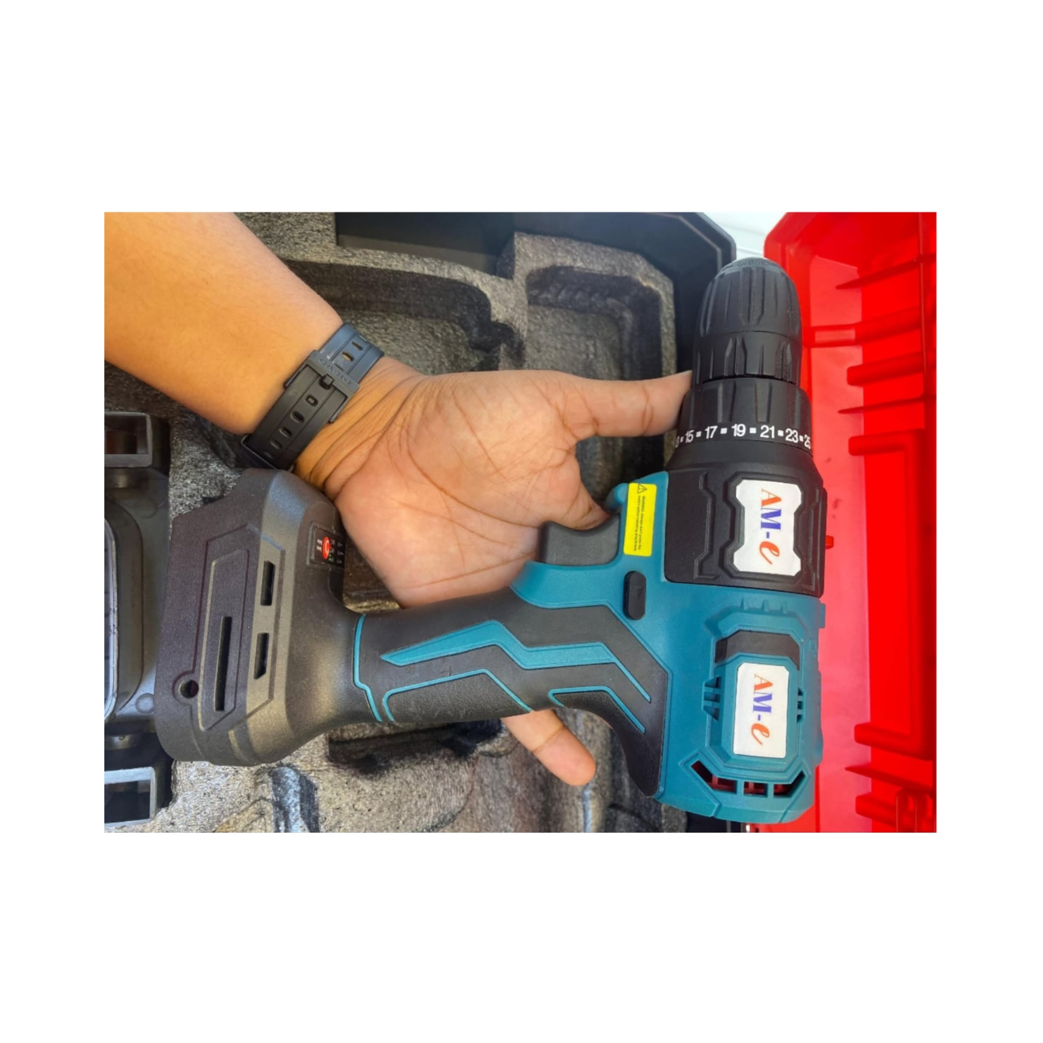 Set de Taladro Con 2 Baterías